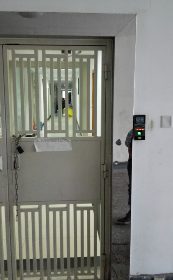 成都昊旺电子科技圆满完成川大某教学楼指纹门禁系统安装工程